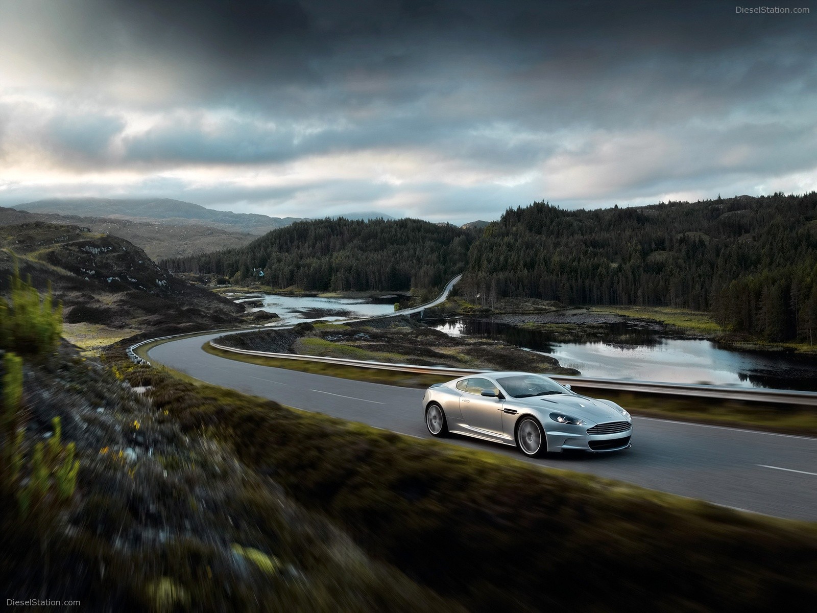 Aston Martin DBS